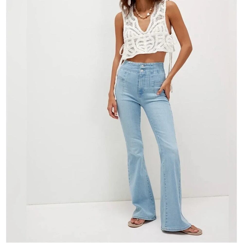 Free People We The Free Jayde Flare Jeans Light Wash Washed Out size 32 14